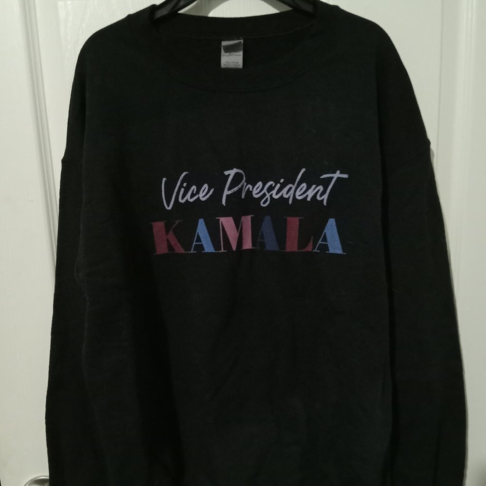 EUC Vice President Kamala pull-over sweater/sweatshirt - size medium